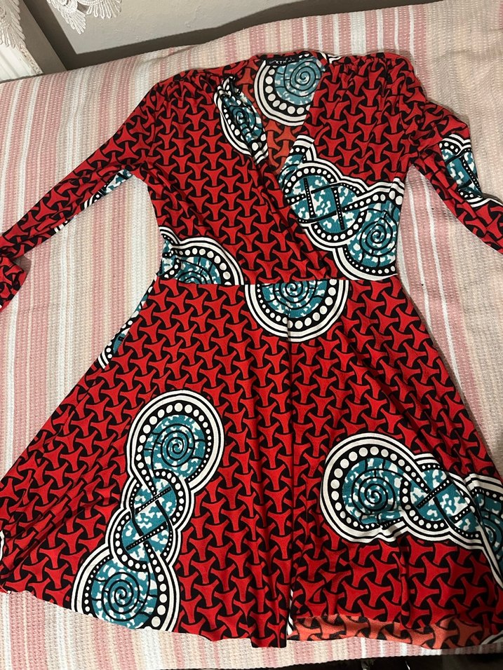 Uzun Kollu Kırmızı Bohem V Yaka Elbise - Görsel 2