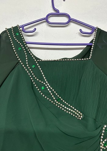 Koyu Yeşil Drapeli Uzun Kadın Abiye Elbise - Görsel 3