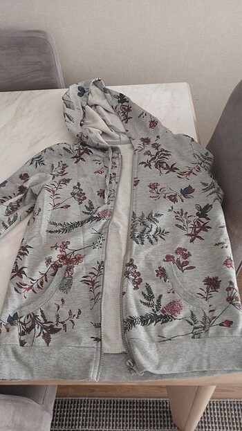 LC Waikiki Lcw s beden Kapişonlü kız cocuk hırka