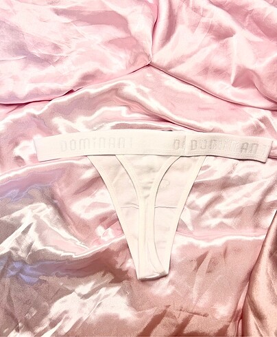 s Beden beyaz Renk Pamuk Kumaş Hello Kitty Tanga Külot