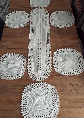 Beyaz Örgü Masa Takımı - Görsel 2