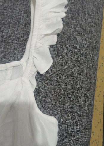 Kız Çocuk Beyaz Keten Düğmeli Bluz - Görsel 5