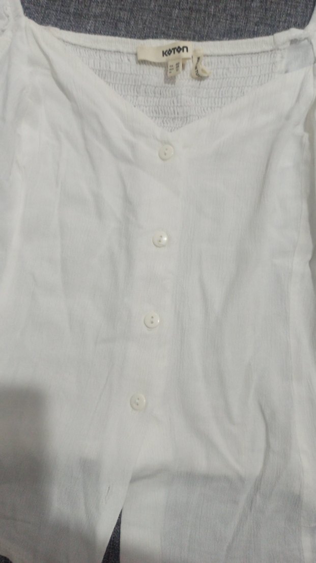 Kız Çocuk Beyaz Keten Düğmeli Bluz - Görsel 2