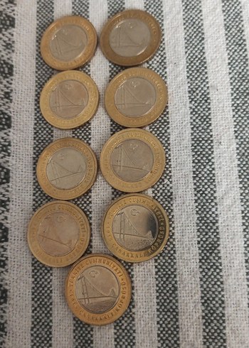 Altın ve Gri Erkek Rozetleri - Görsel 5