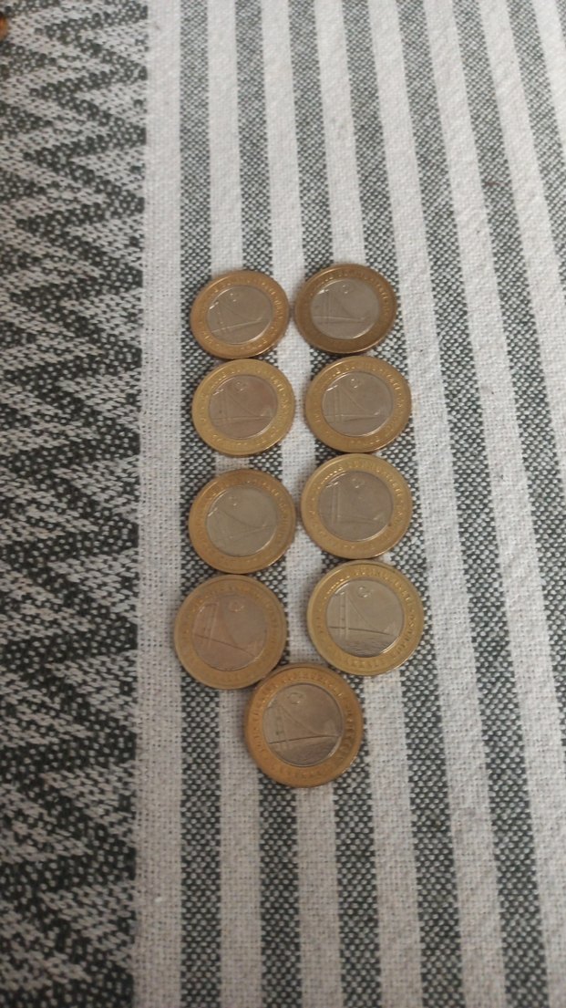 Altın ve Gri Erkek Rozetleri - Görsel 3