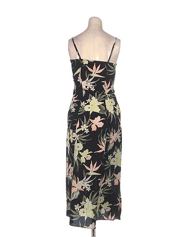 34 Beden PreLoved Günlük Elbise %70 İndirimli.