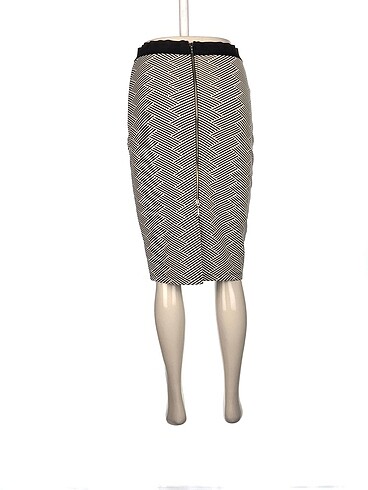 m Beden PreLoved Midi Etek %70 İndirimli.