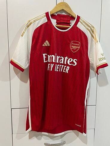 Arsenal forması sıfır