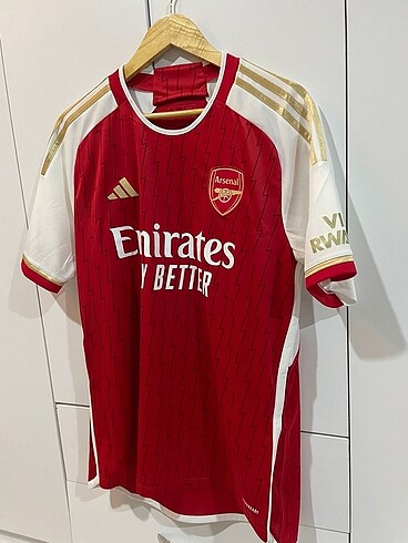 l Beden Arsenal forması sıfır
