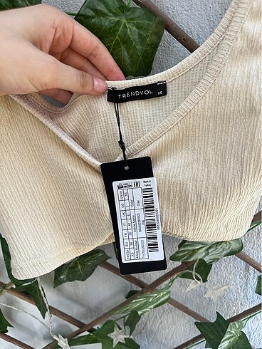xs Beden Krem crop