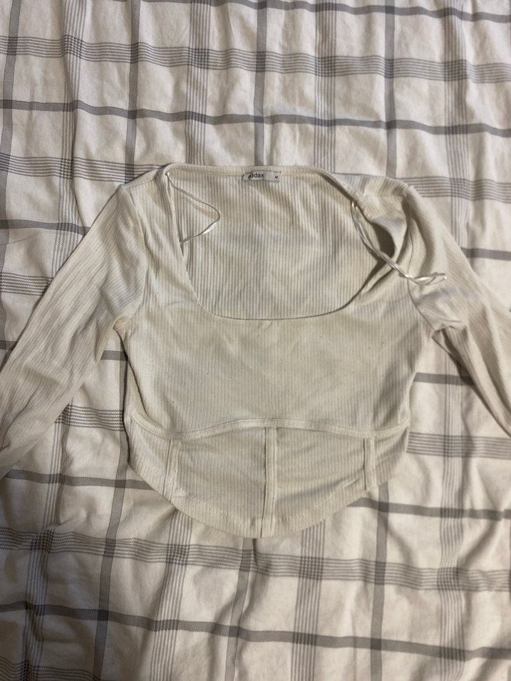 Beyaz crop - Görsel 2