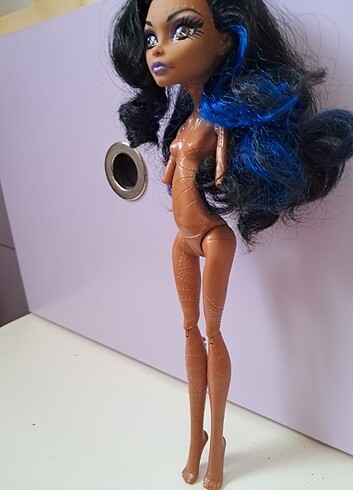 Beden Monster high (aciklama)