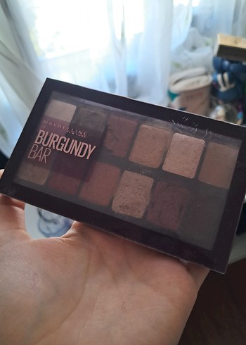 Maybelline Burgundy Bar Göz Farı Paleti