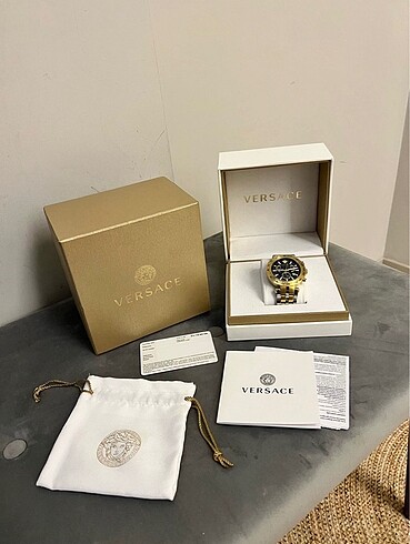 Versace kol saati
