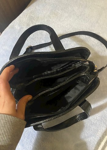 Klasik Siyah Yılan Derisi Desenli Çanta - Görsel 3