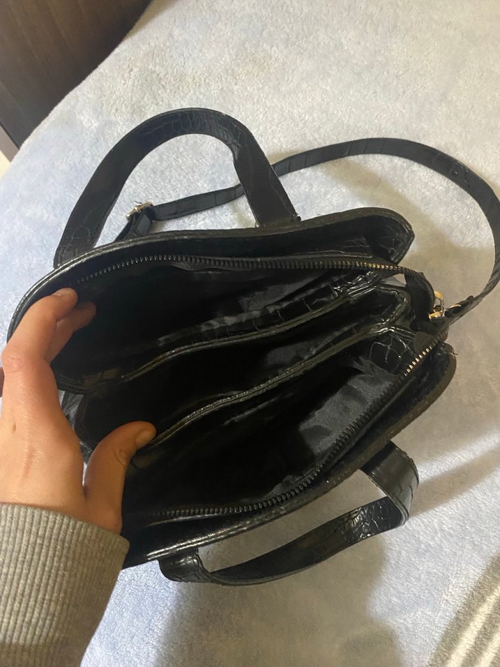 Klasik Siyah Yılan Derisi Desenli Çanta - Görsel 3