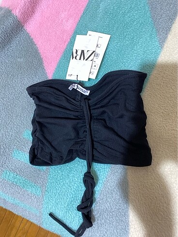 Zara Önü büzgülü crop