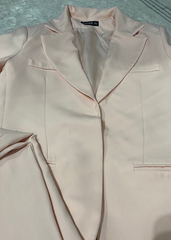 Pembe Saten Görünümlü Uzun Kadın Blazer - Görsel 2
