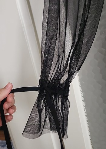 Siyah Uzun tül Kollu midi boy v yakalı Elbise - Görsel 6