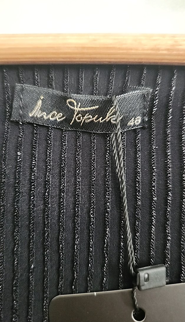 Siyah Uzun tül Kollu midi boy v yakalı Elbise - Görsel 3