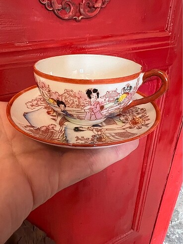Vintage geyşa figürlü kahve fincanı