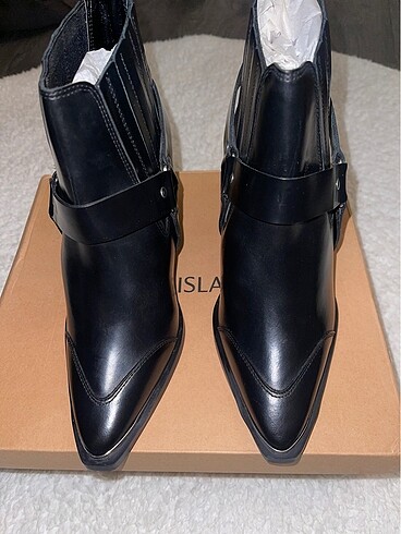 39 Beden siyah Renk River Island leather cowboy boots(orijinal deri bot)