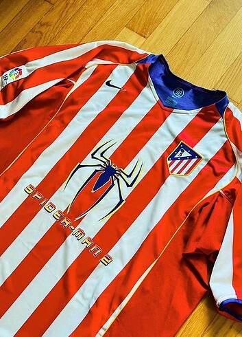 xl Beden çeşitli Renk 2004/05: Torres (A.Madrid) forması.