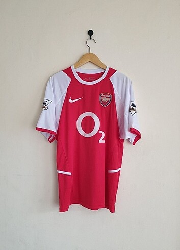 2003/04: Thierry Henry (Arsenal) forması.