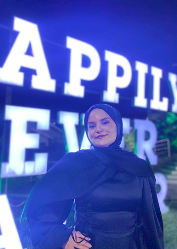 Diğer Siyah yanları bağlamalı tesettür abiye
