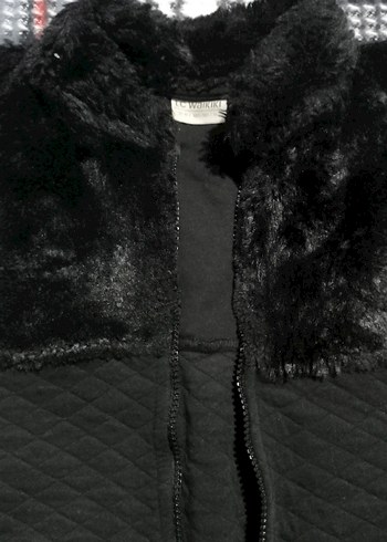 Siyah Kürklü Kız Çocuk Yelek - Görsel 2