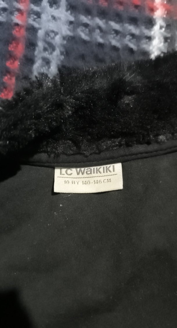 Siyah Kürklü Kız Çocuk Yelek - Görsel 4