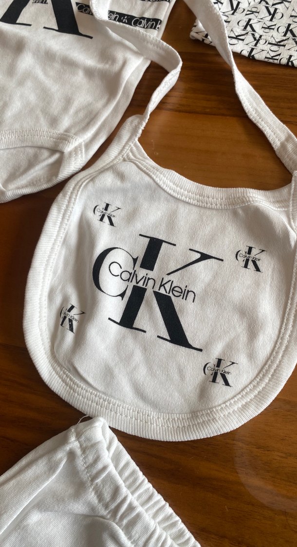 Calvin Klein Erkek Bebek 5'li Beyaz Hastane Seti - Görsel 5