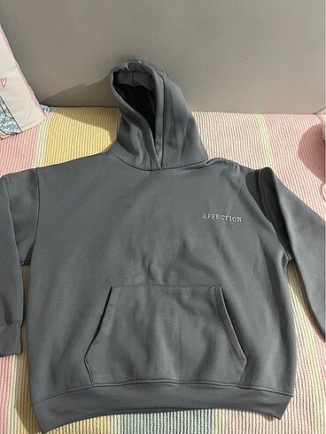 Yıldızlı sweatshirt
