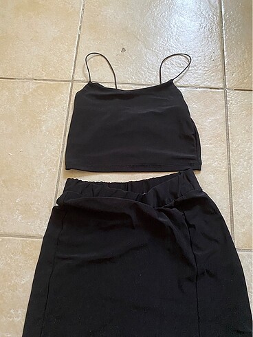 Trendyol & Milla crop etek takım