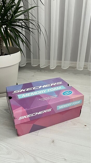 38 Beden Skechers beyaz spor ayakkabı