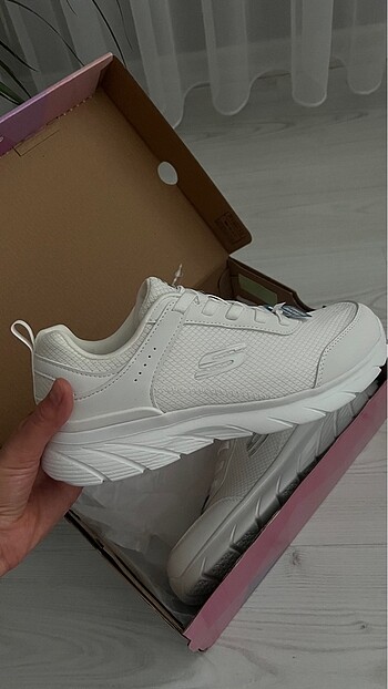 38 Beden beyaz Renk Skechers beyaz spor ayakkabı