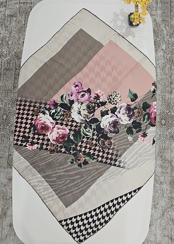 Armine Belli twil ipek eşarp - Görsel 3