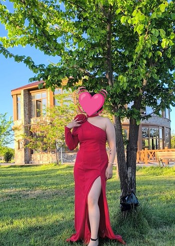 Kırmızı Drapeli Uzun Abiye Elbise - Görsel 2