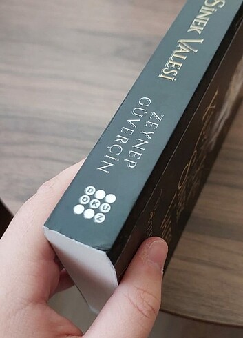 Beden Kupa Kızi Ve Sinek Valesi