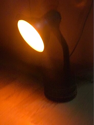 Masa lambası ders çalişma lambası ışık ders