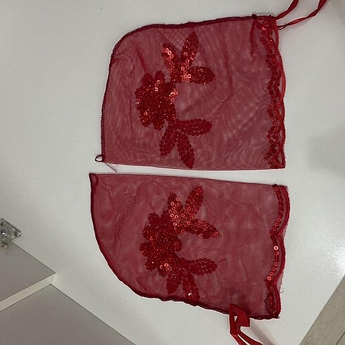 diğer Beden kırmızı Renk Kına örtüsü