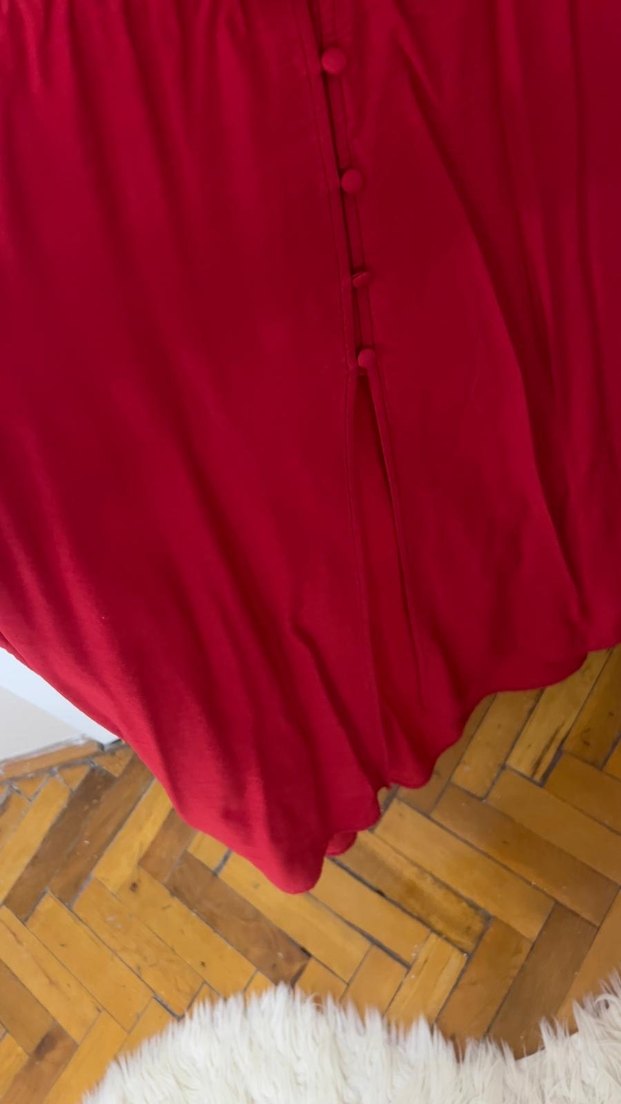 Kırmızı Uzun Keten Düğmeli Straplez Elbise - Görsel 4