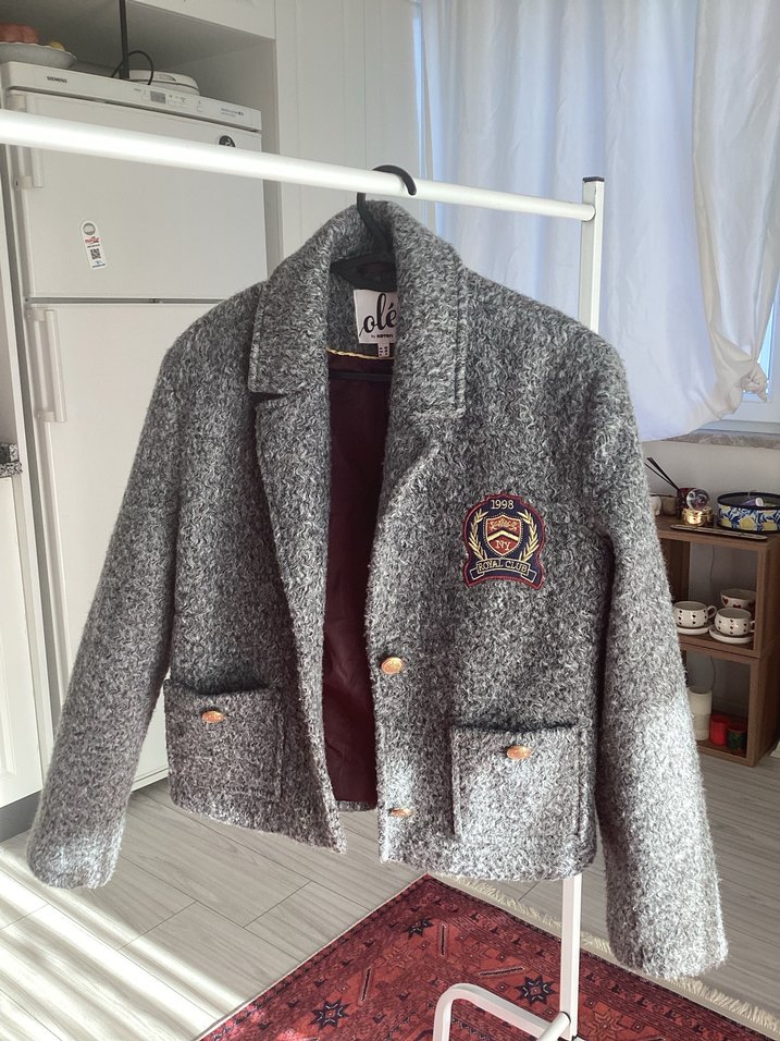 Düğmeli Kısa Gri Kadın Yün Ceket - Görsel 2