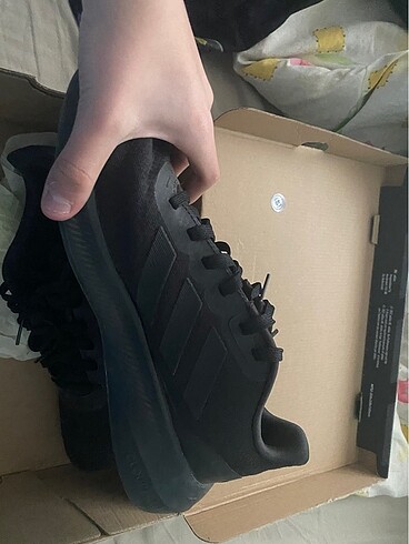 Adiadas sıfır ayakkabı