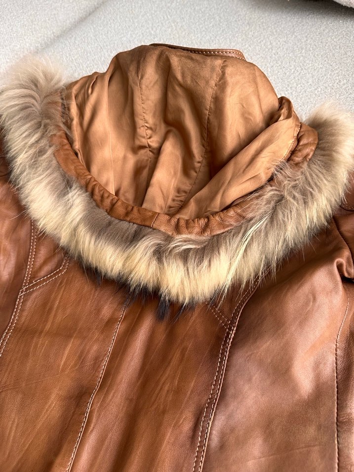 Derimod Kürklü Kapişonlu Deri Ceket - Görsel 4