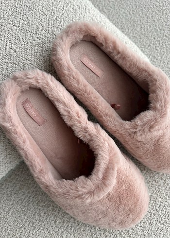 OYSHO Peluş Terlik - Görsel 2