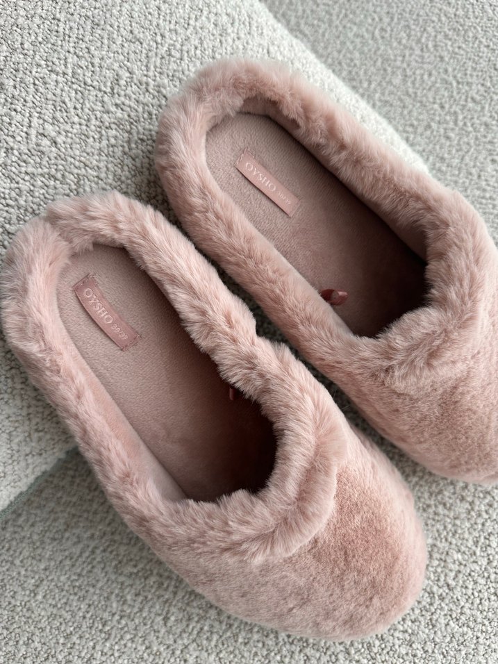 OYSHO Peluş Terlik - Görsel 2