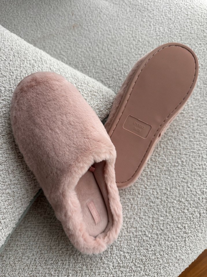 OYSHO Peluş Terlik - Görsel 4