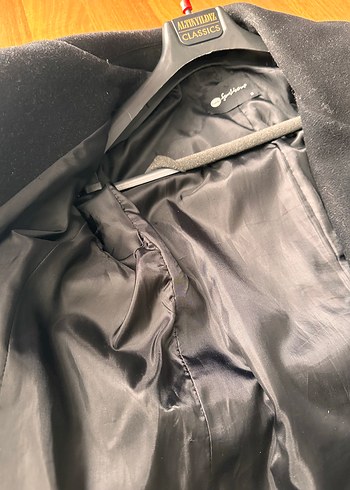 Siyah Kaşe Uzun Kaban - Görsel 4