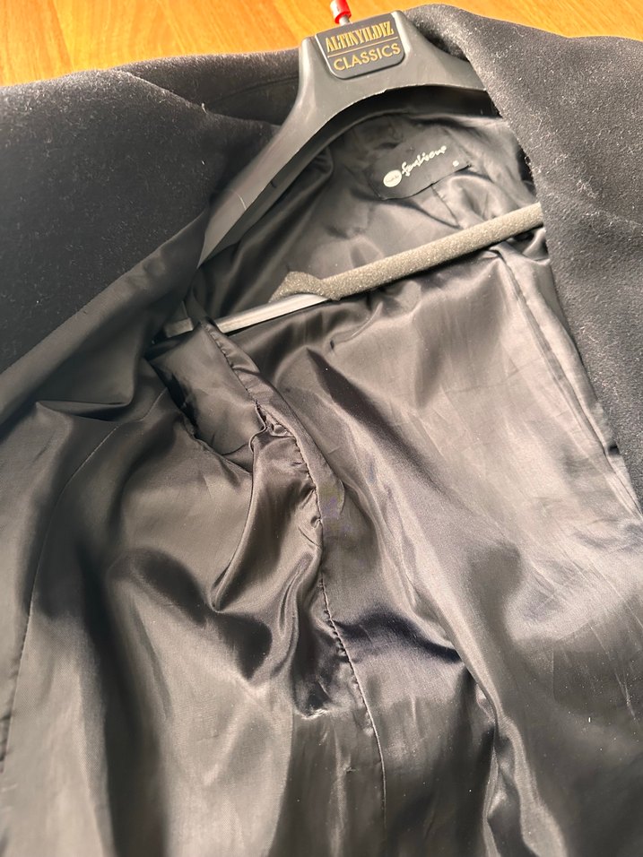 Siyah Kaşe Uzun Kaban - Görsel 4